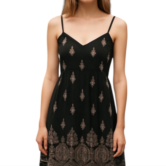 dressbarn Dresses & Skirts - Dressbarn Black and Blush Pink Print Flowy Chiffon Babydoll Slip Dress Sz 8